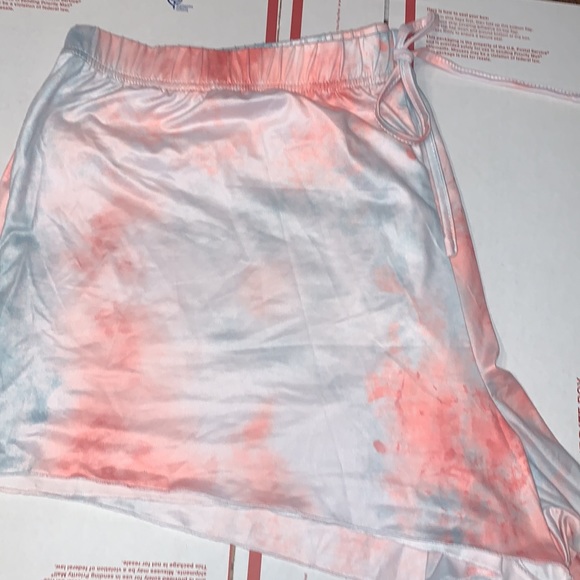 Night Shorts - Picture 5 of 7